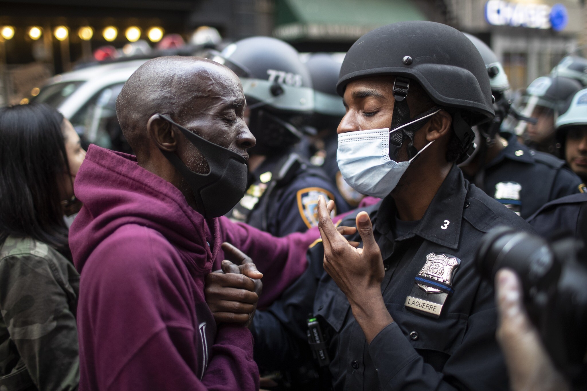 You are currently viewing Black cops feel pain of Floyd’s death, duty to their uniform