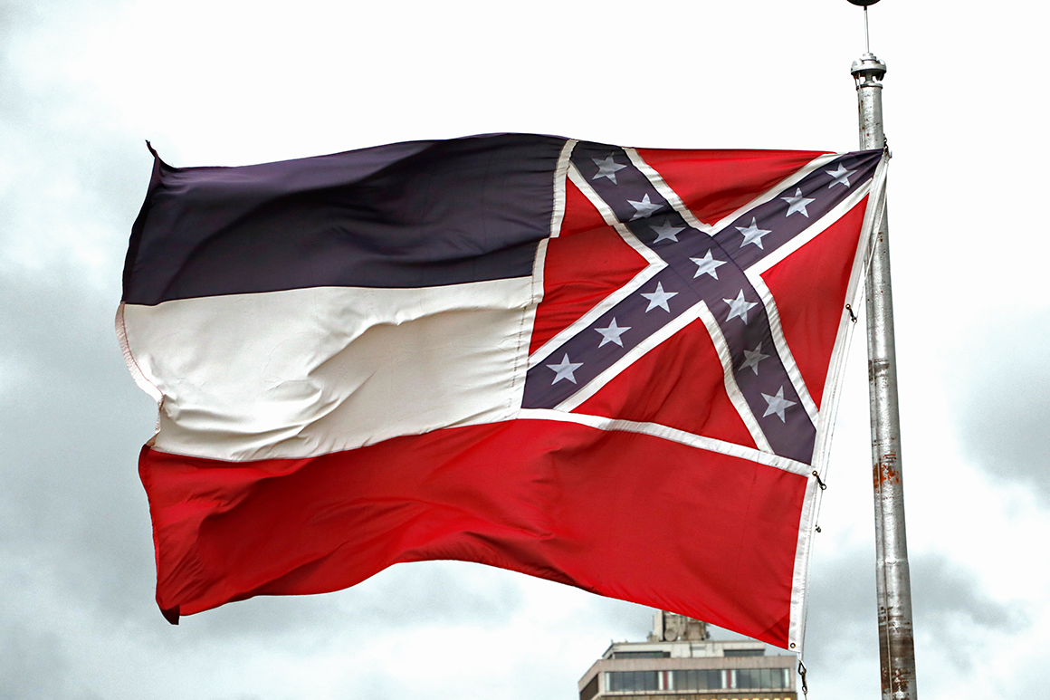You are currently viewing Mississippi lawmakers vote to remove rebel emblem from flag