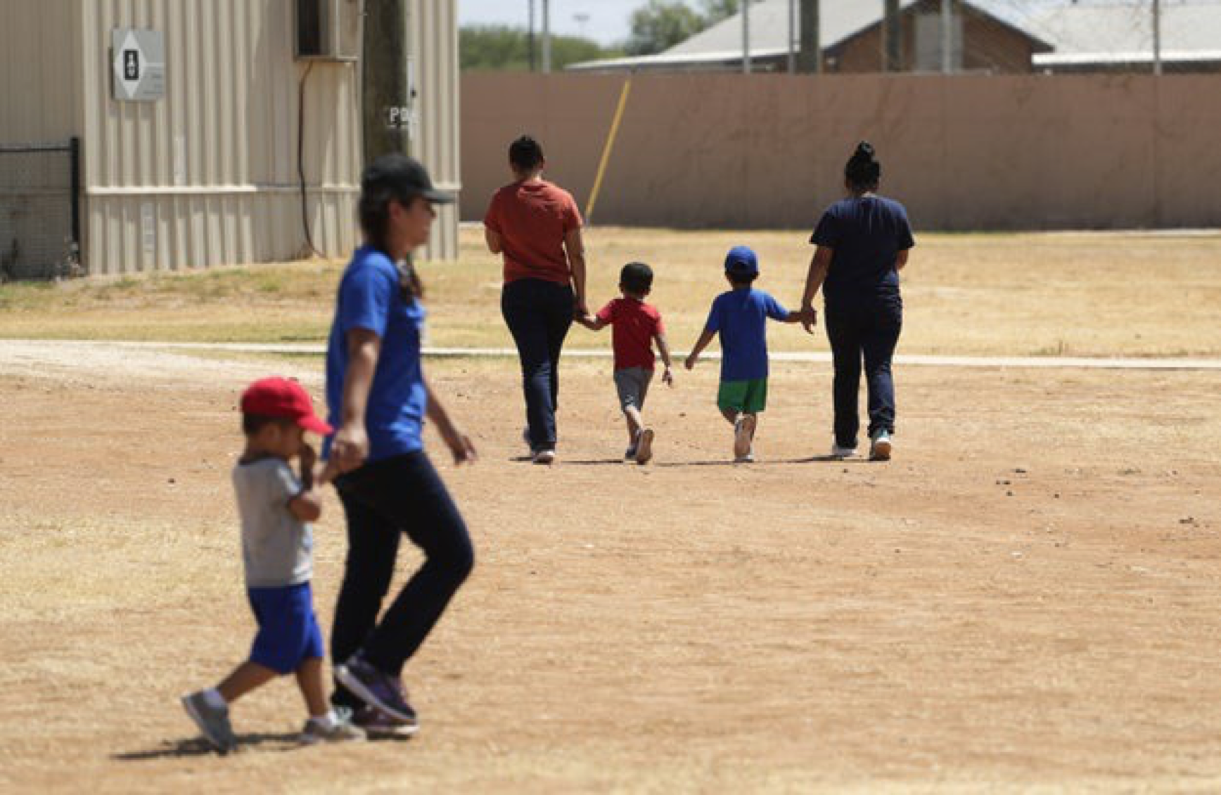 You are currently viewing The Government’s Own Experts Say Separating Immigrant Families During The Coronavirus Pandemic Will Add To Their Mental Trauma