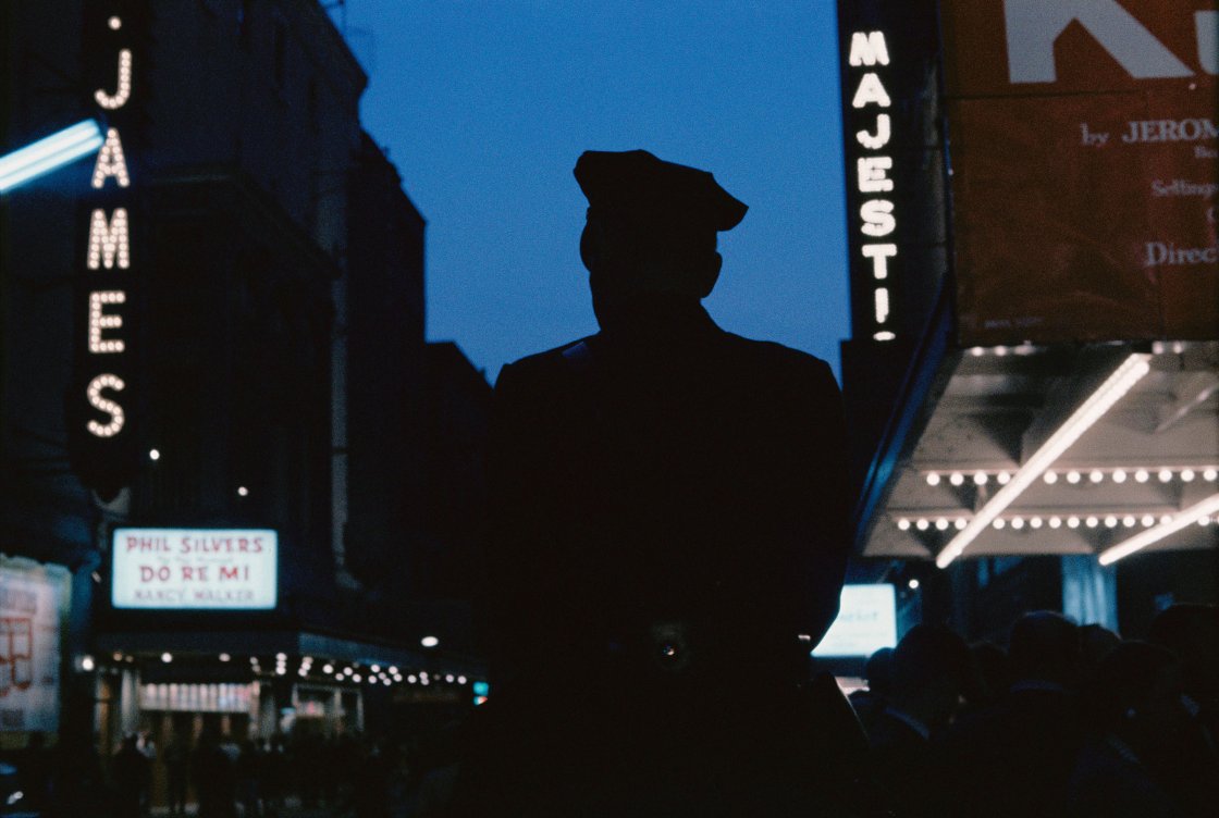 You are currently viewing How Photographer Gordon Parks Examined the Racism Embedded in the Criminal Justice System
