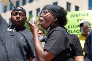Read more about the article Parents of Elijah McClain sue Colorado police over his death