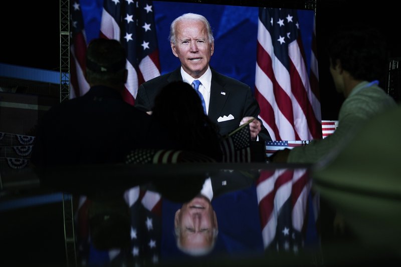 You are currently viewing Biden faces worries that Latino support slipping in Florida