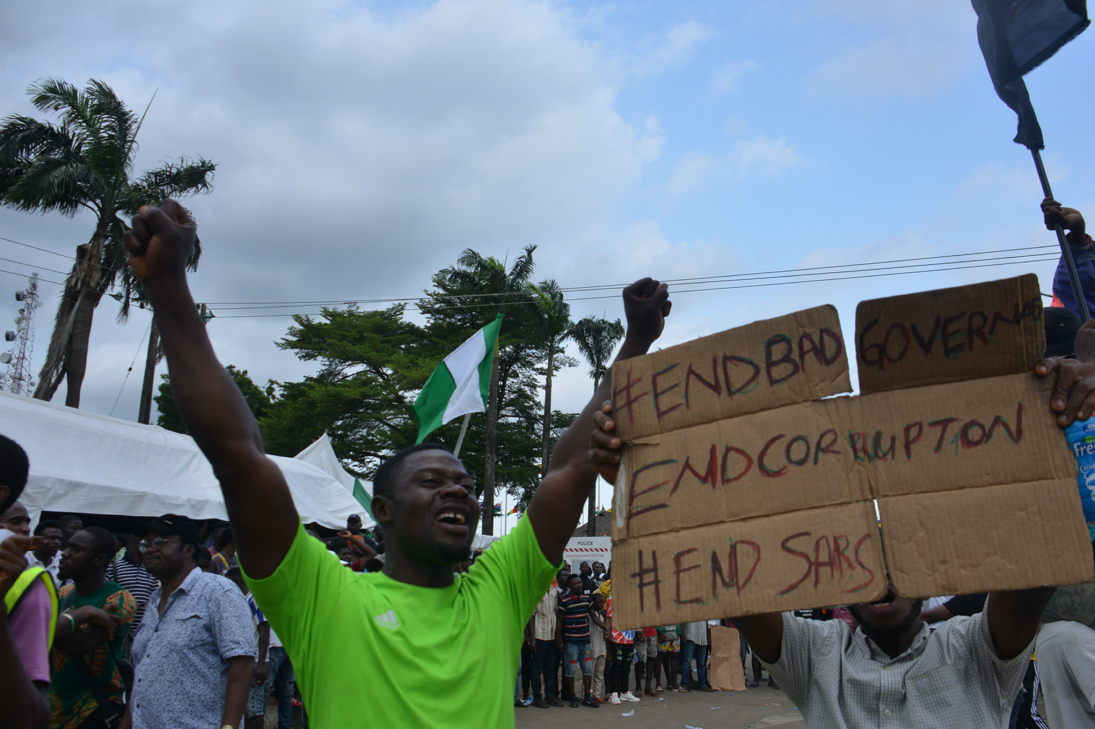 You are currently viewing ‘They responded by killing us’: Nigerians seek to end police brutality with #EndSARS protests