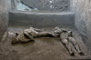 Read more about the article Pompeii’s ruins yield scalded bodies of rich man and slave