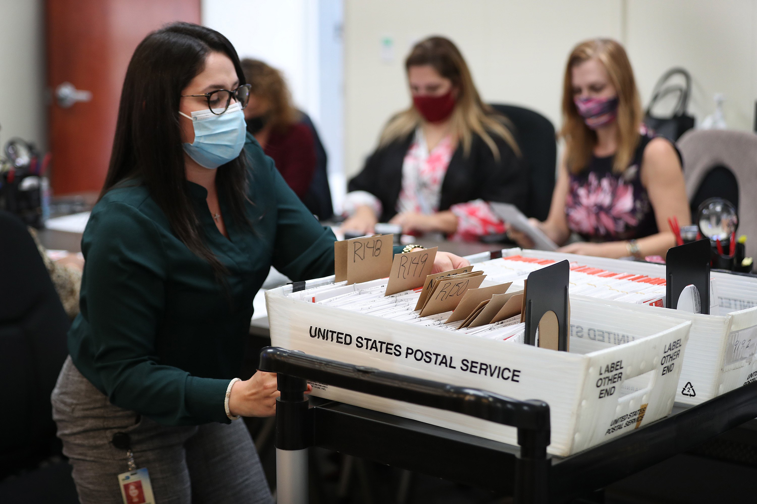 You are currently viewing In key battlegrounds, voters of color see ballots marked for rejection at higher rates