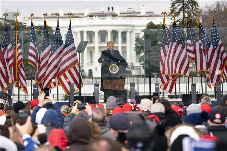 You are currently viewing Analysis: Latino Republican Senators Cruz, Rubio and the backing of Trump’s caudillo playbook