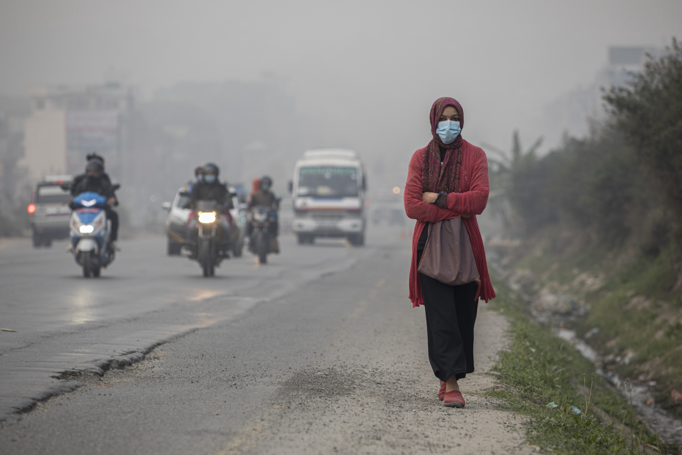 You are currently viewing Nepal closes schools as air pollution hits alarming levels