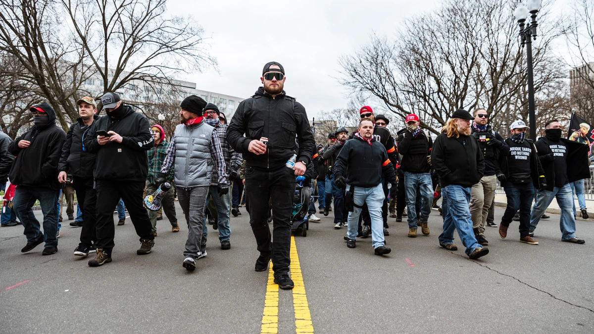 You are currently viewing The Proud Boys Went Incognito During the Insurrection to Inspire ‘Normies’ to ‘Smash Some Pigs to Dust,’ Prosecutors Say