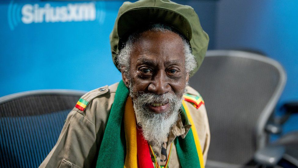 You are currently viewing Bunny Wailer: Reggae legend who found fame with Bob Marley dies, aged 73