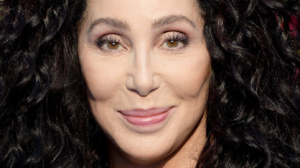 Read more about the article Why Cher’s tweet about the George Floyd trial is raising eyebrows