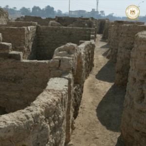 Read more about the article Archaeologists in Egypt Discover 3,000-Year-Old ‘Lost Golden City’