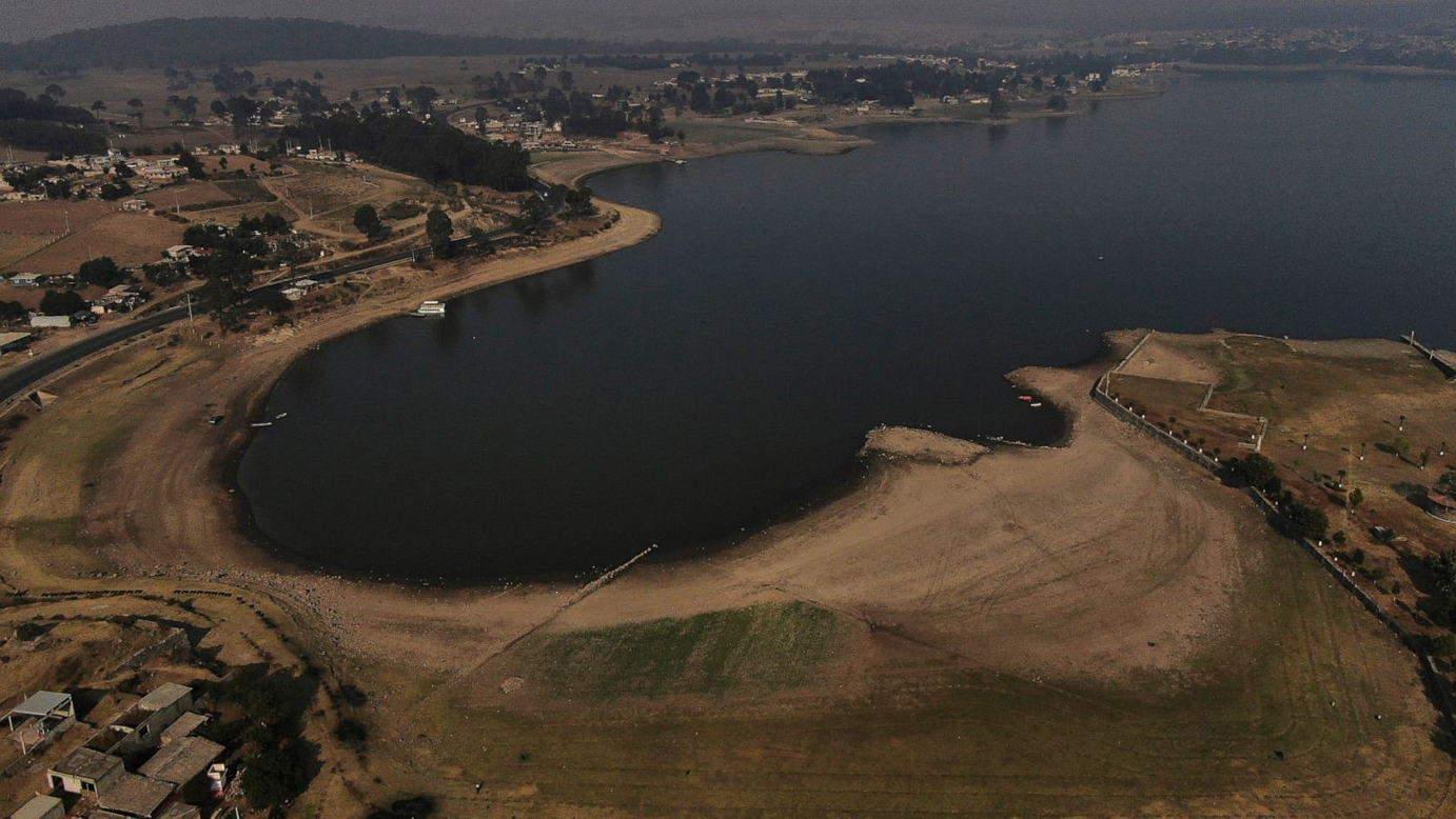 You are currently viewing Mexico’s drought reaches critical levels as lakes dry up