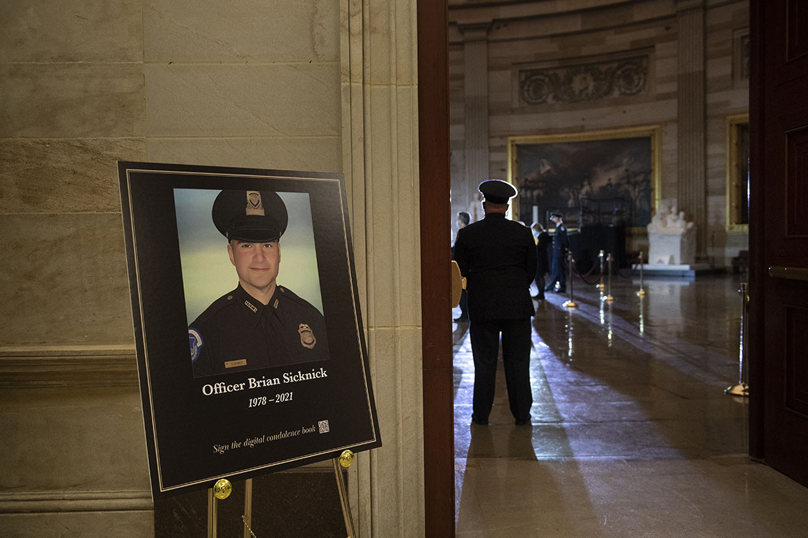 You are currently viewing Mother of deceased Capitol Police officer presses GOP senators to back Jan. 6 commission