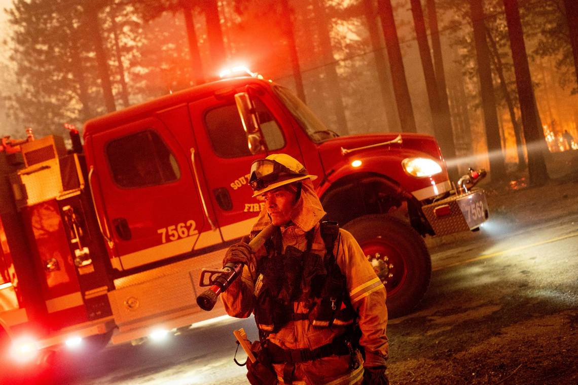 You are currently viewing California wildfires: More ‘extreme’ activity pushes Dixie Fire close to 200,000 acres