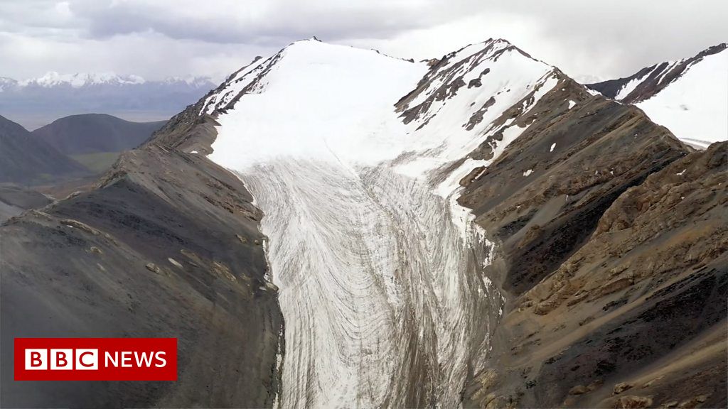 You are currently viewing Climate change: How to measure a shrinking glacier