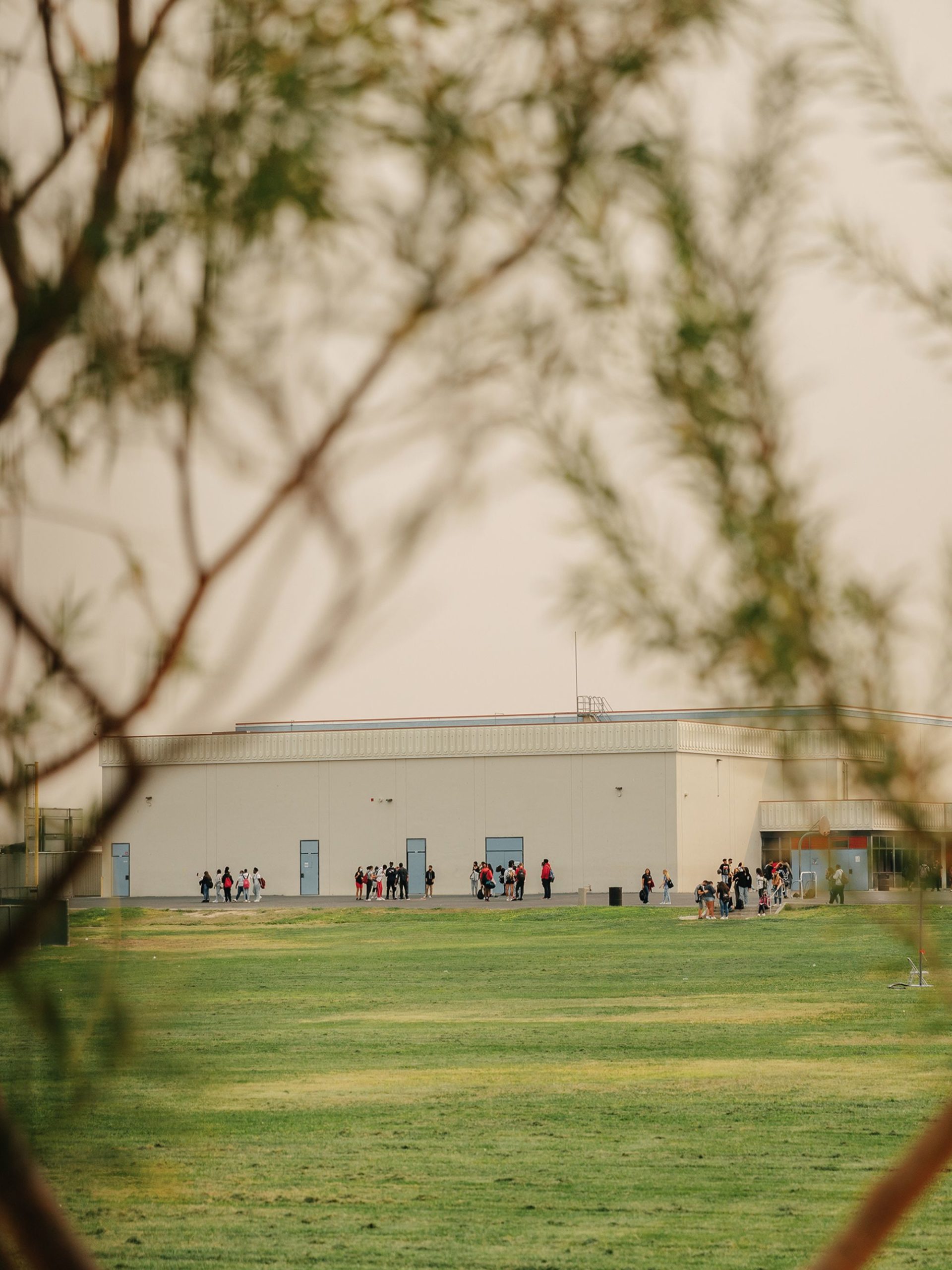 You are currently viewing In a California Desert, Sheriff’s Deputies Settle Schoolyard Disputes. Black Teens Bear the Brunt.