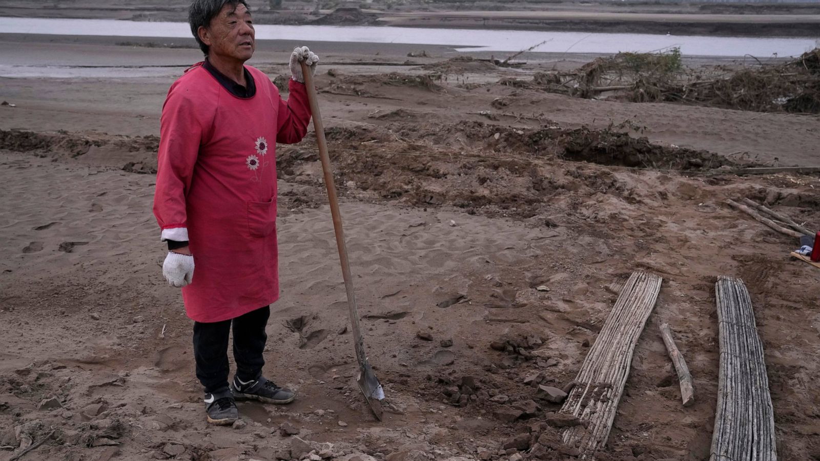 You are currently viewing ‘Ordinary people suffer most’: China farms face climate woes