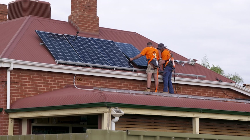 You are currently viewing South Australia sets world record in solar generated electricity, says SA Power Networks