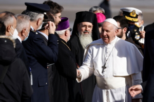 Read more about the article Citing ancient Greeks, Pope Francis laments threats to democracy today