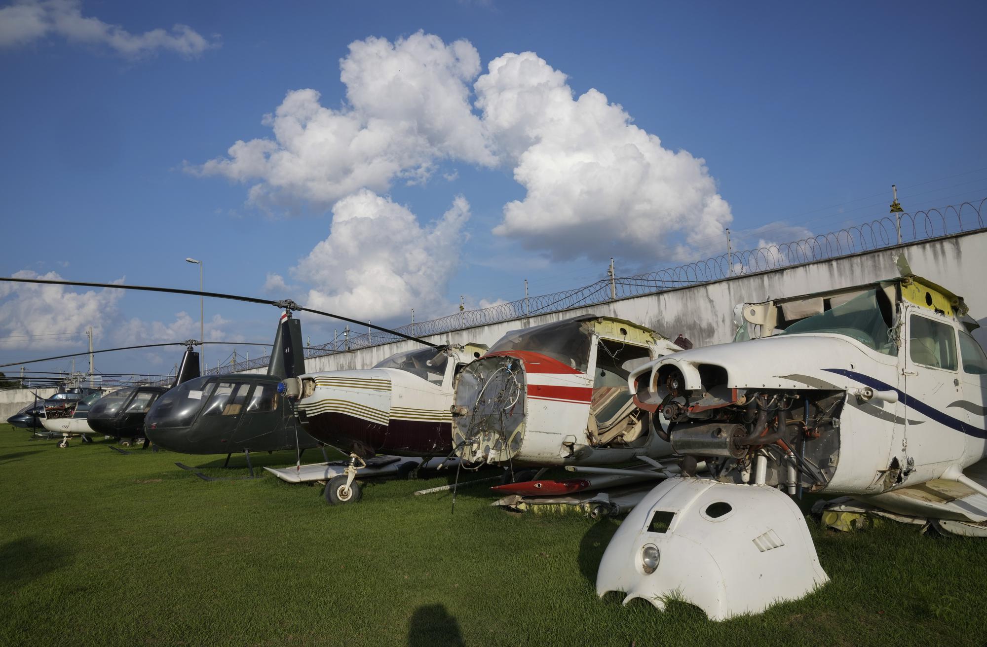 You are currently viewing Tarnished Gold: Aircraft, fuel key to illegal Amazon mining