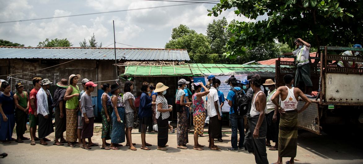 You are currently viewing Myanmar: ‘Meaningful action’ needed to stop the slaughter