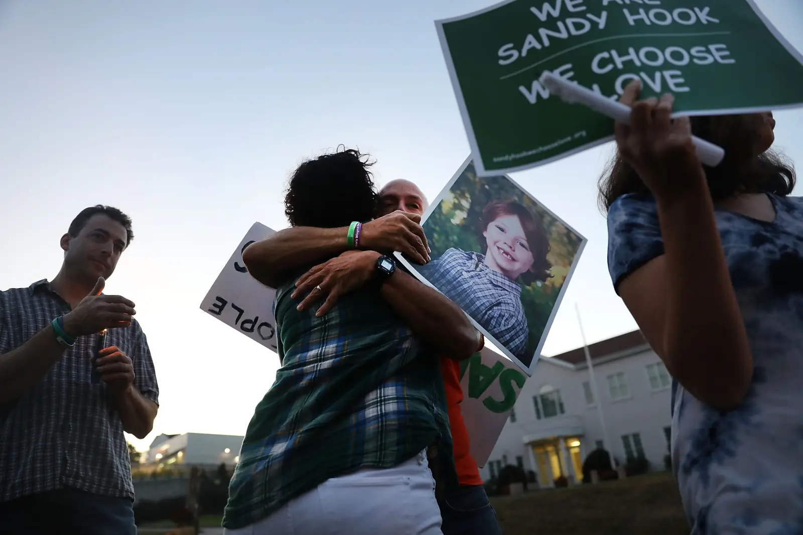 You are currently viewing How the Sandy Hook Families Showed That Gun Makers Aren’t Invincible