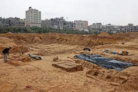 Read more about the article Gaza construction workers find 31 Roman-era tombs