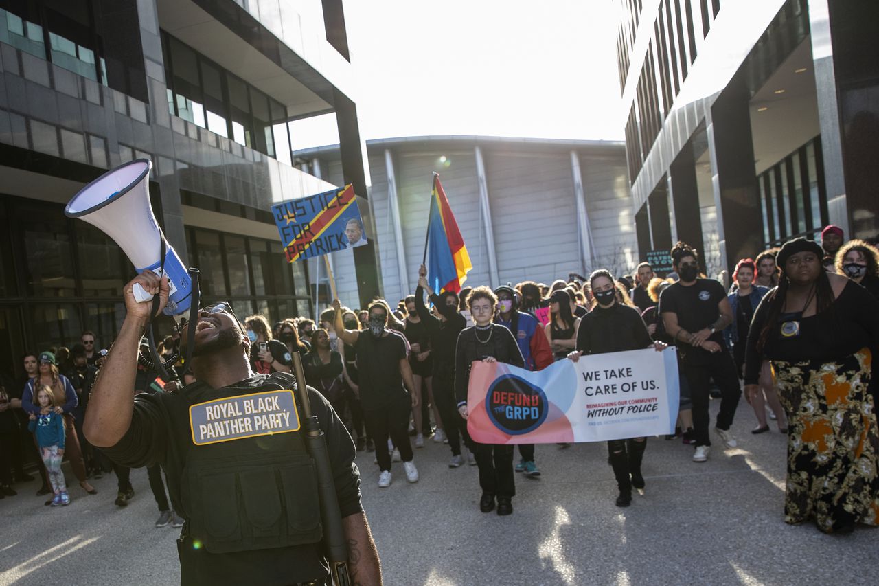 You are currently viewing Week’s worth of justice for Patrick Lyoya protests create these scenes in Grand Rapids