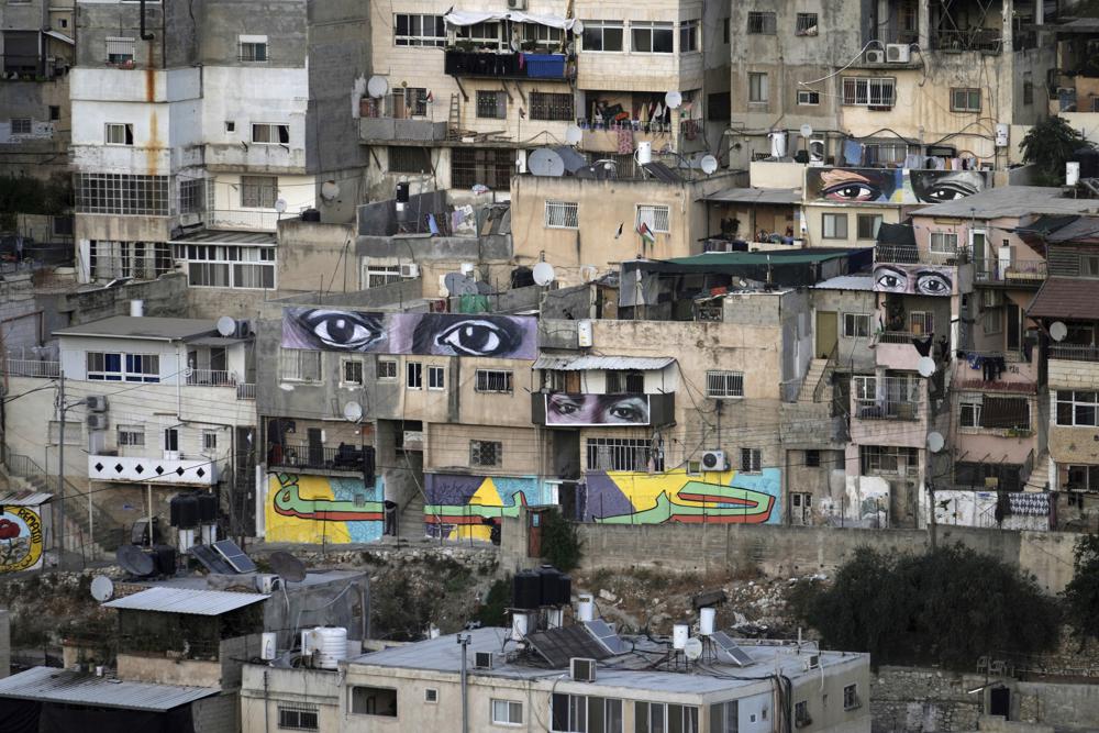 You are currently viewing Giant eye murals bear witness to Palestinians in Jerusalem