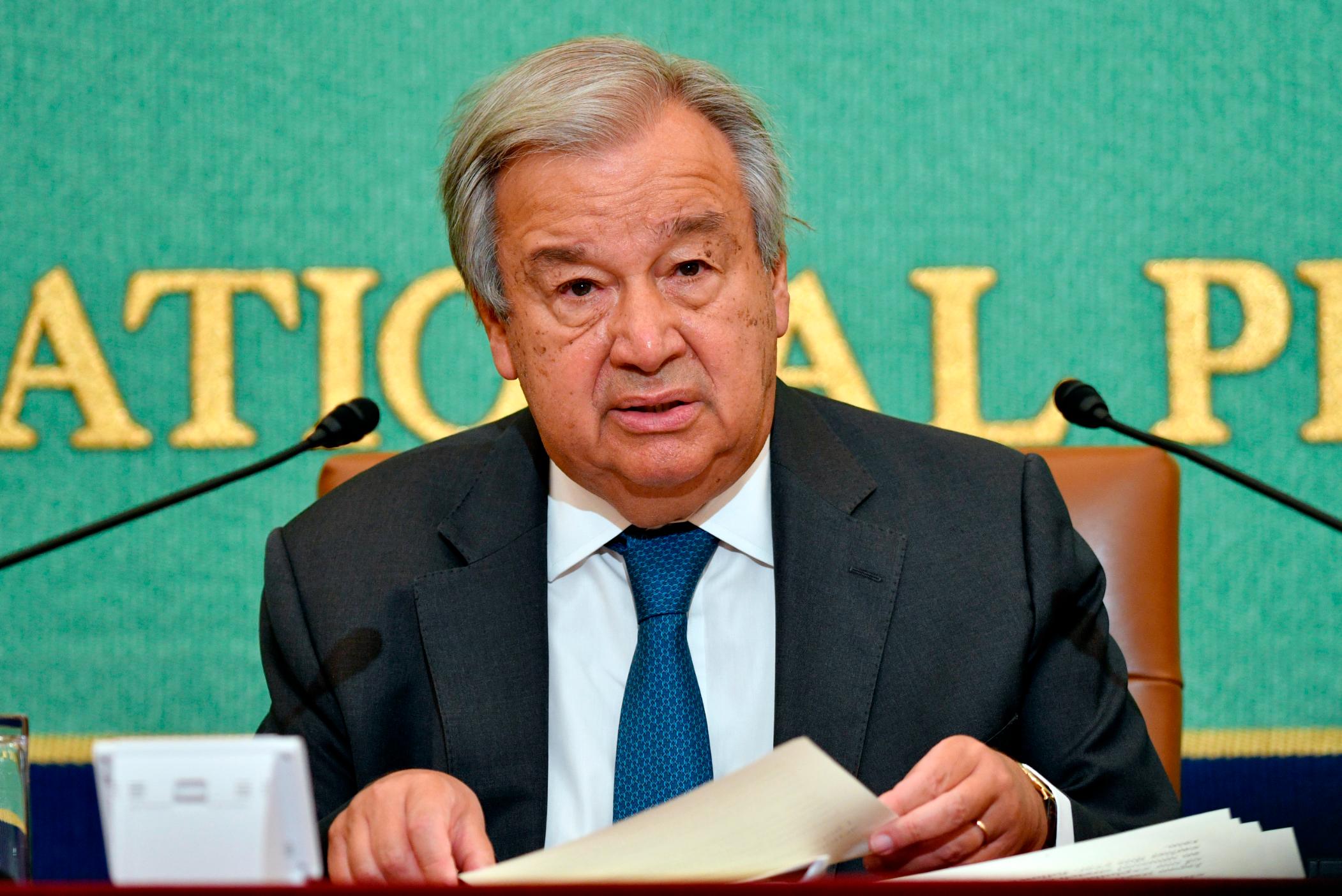 You are currently viewing UN chief condemns ‘suicidal’ shelling around Ukrainian nuclear plant￼