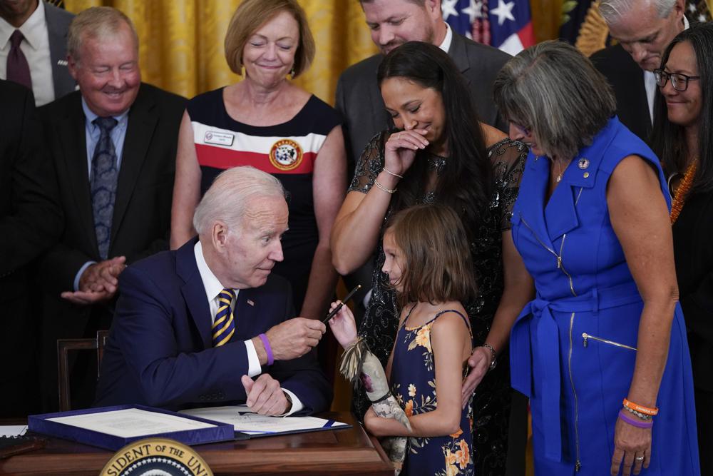 You are currently viewing Biden signs ‘burn pits’ help for vets; a personal win, too