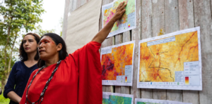 Read more about the article Indigenous defenders stand between illegal roads and survival of the Amazon rainforest – elections in Brazil and Peru could be a turning point