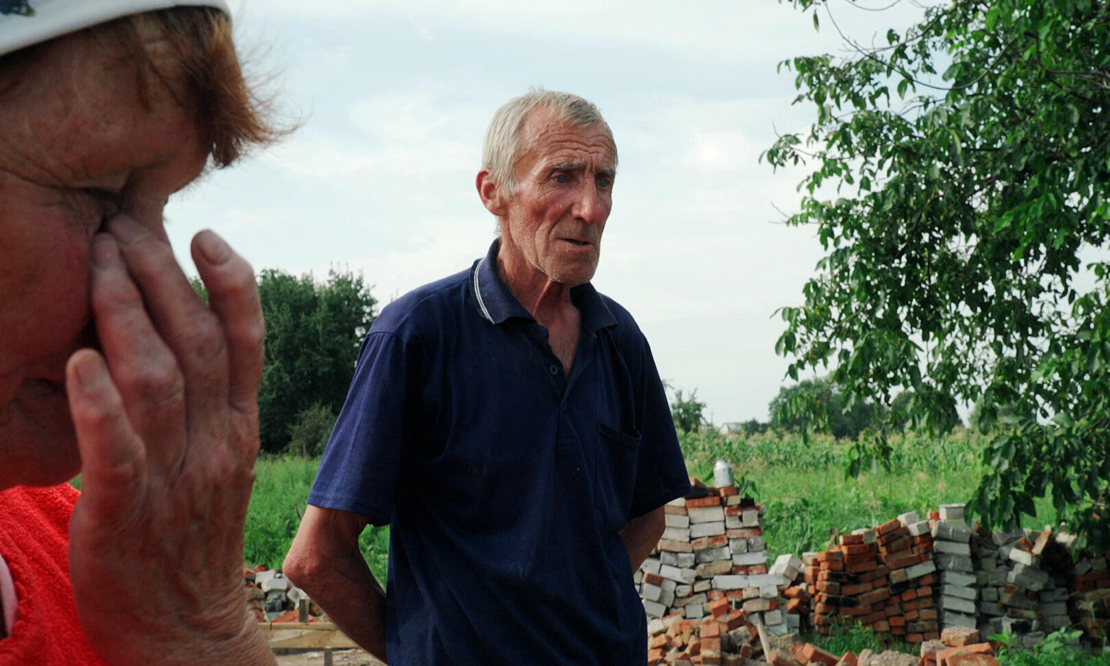 You are currently viewing ‘We take care of each other’: the young Ukrainians rebuilding more than just homes