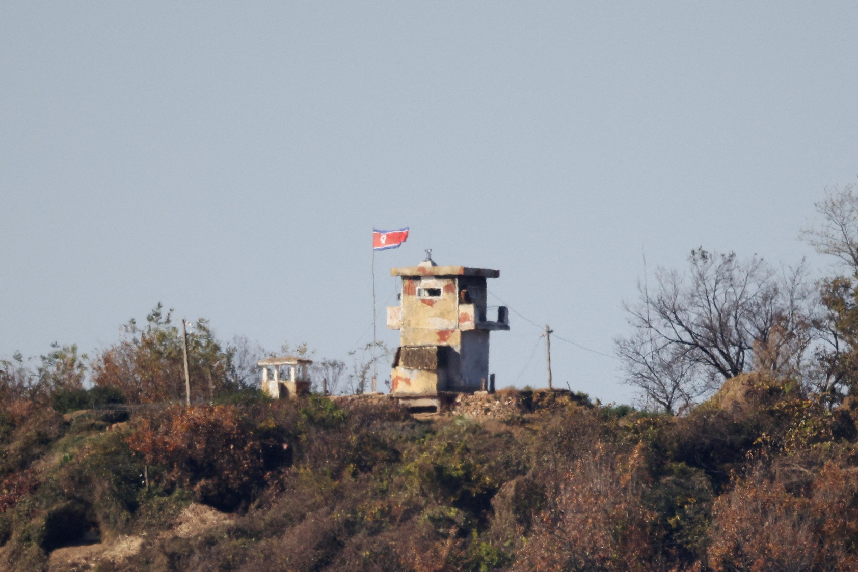 You are currently viewing Train crosses North Korea border into Russia after arms report, think tank says