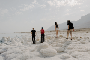 Read more about the article The Dead Sea is dying. These beautiful, ominous photos show the impact