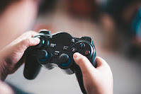 Read more about the article Too Much Screen Time Associated With Increased Risk of OCD in Children 