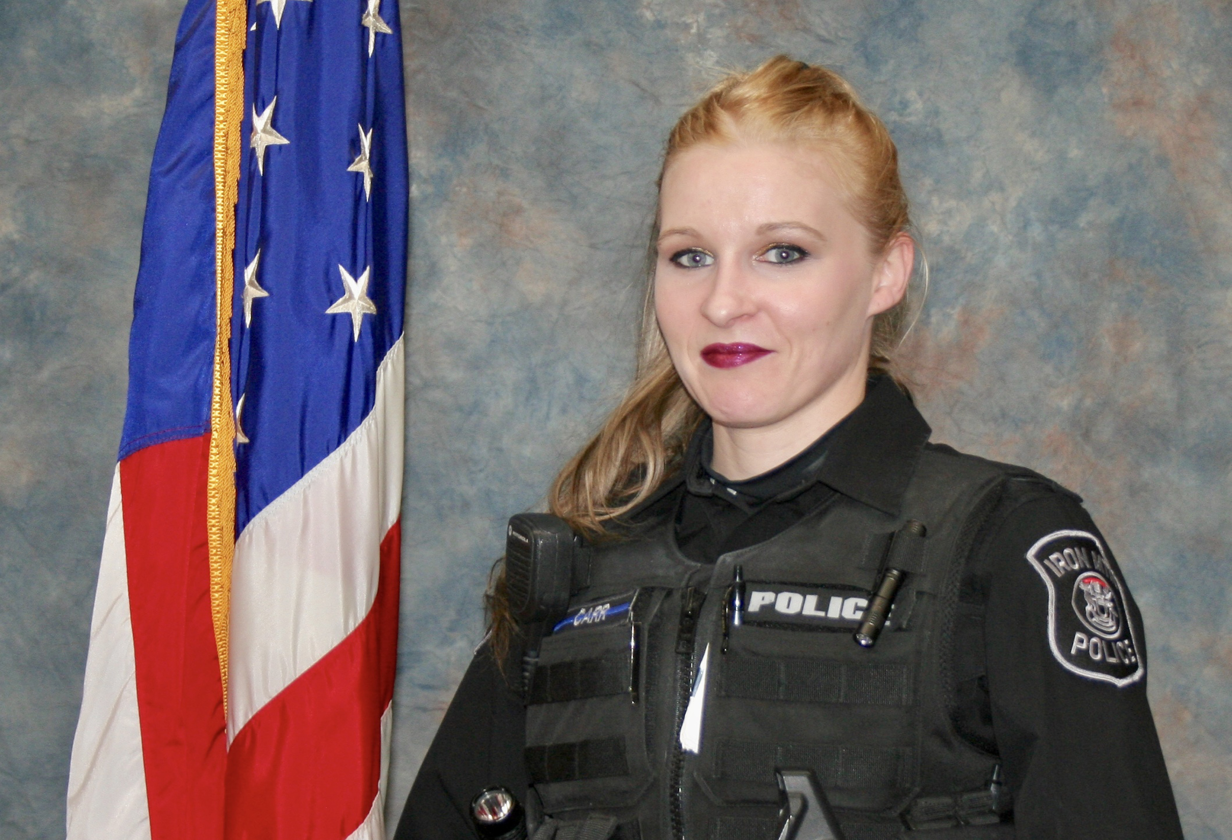 You are currently viewing <strong>First female police officer in rural Michigan town says fellow cops relentlessly harassed and assaulted her</strong>