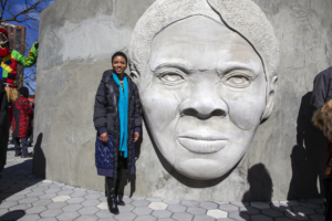 Read more about the article Harriet Tubman monument unveiled, replacing Columbus statue in Newark