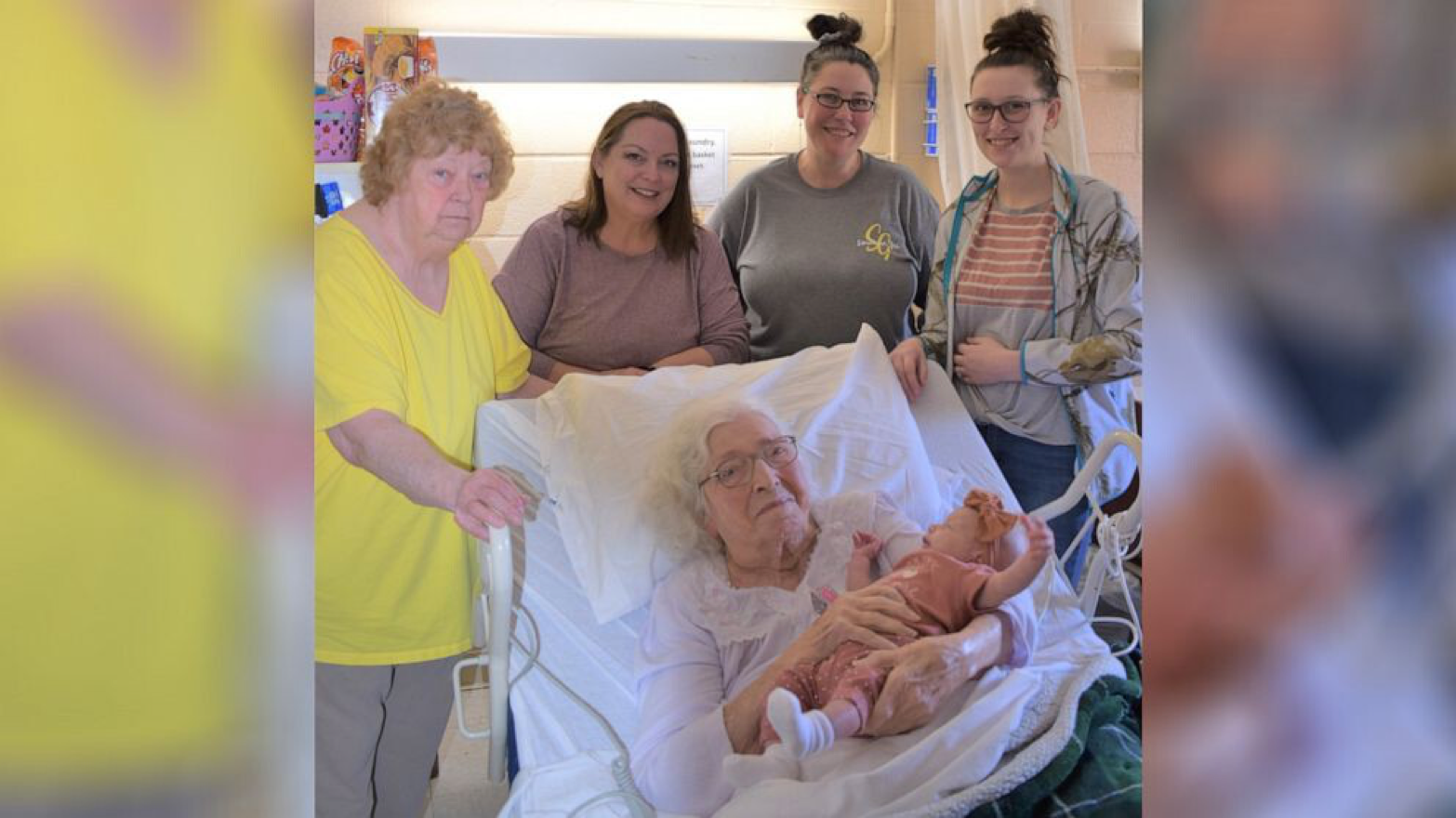 You are currently viewing Six generations of the same family pose together with newborn