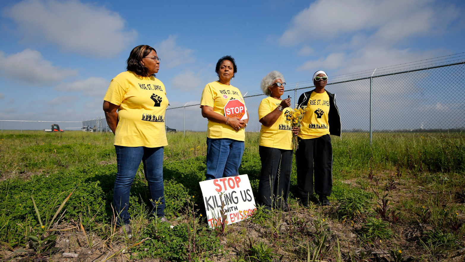 You are currently viewing Pollution harms people of color the most. How Biden’s new office plans to change that.