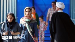 Read more about the article Iran installs cameras to find women not wearing hijab