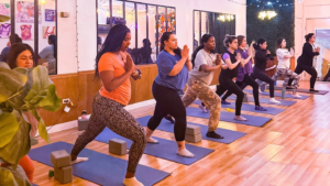 Read more about the article Latinas Build Community Wellness Spaces To Empower People Of Color To ‘Take Their Health Into Their Own Hands’