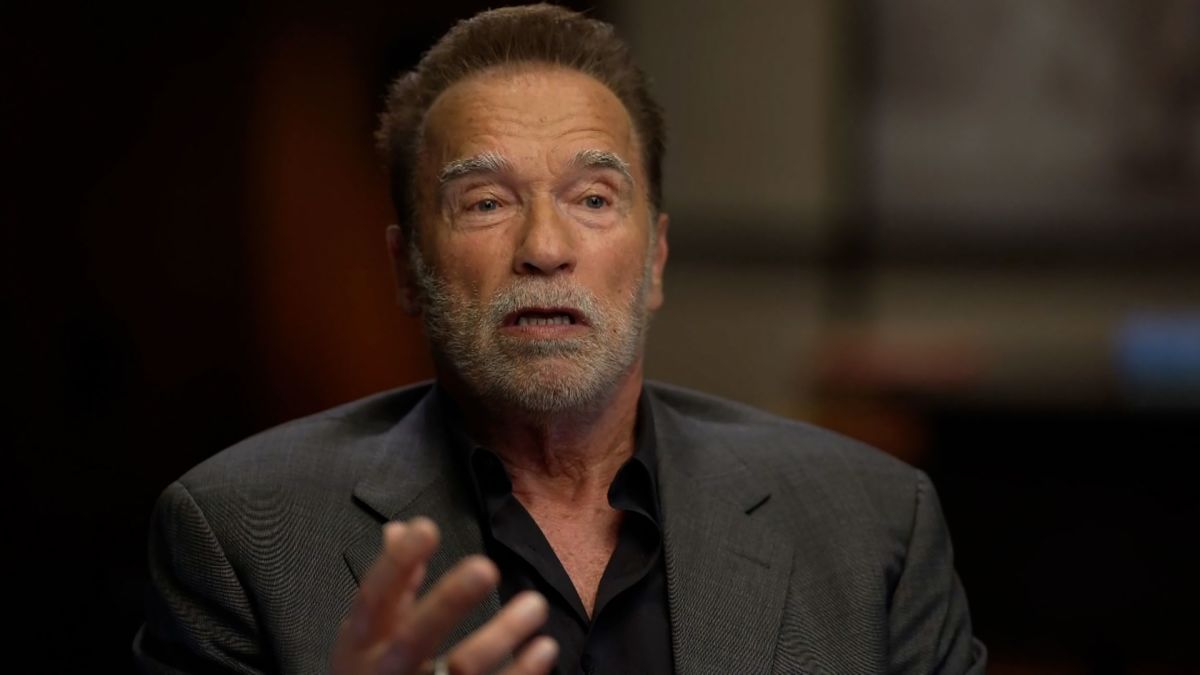 You are currently viewing Schwarzenegger reveals family history behind his antisemitism stance