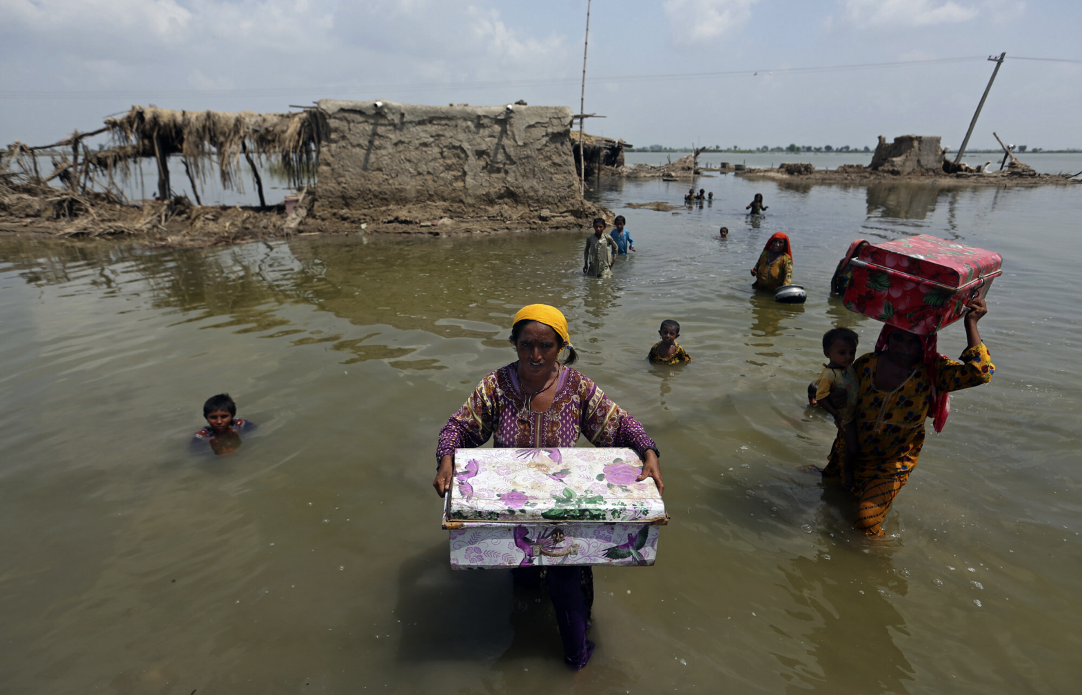 You are currently viewing Global climate change policy still failing women despite 50 years of meetings