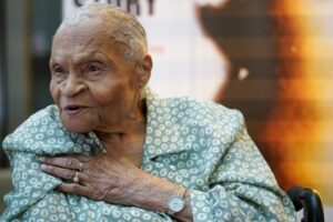 Read more about the article Viola Ford Fletcher, oldest living Tulsa Race Massacre victim, publishes memoir