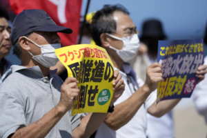 Read more about the article China bans seafood from Japan after the Fukushima nuclear plant begins its wastewater release