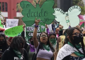 Read more about the article Mexico decriminalizes abortion, extending Latin American trend of widening access to procedure
