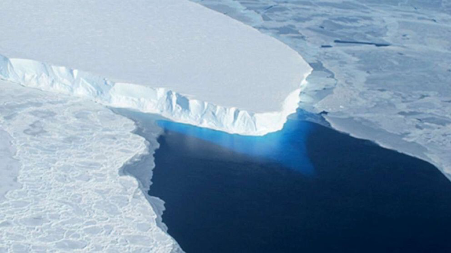 You are currently viewing Why ‘unavoidable’ melting at Antarctica’s ‘Doomsday Glacier’ could be catastrophic