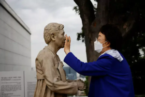 Read more about the article Women This Week: South Korean Court Rules in Favor of ‘Comfort Women’