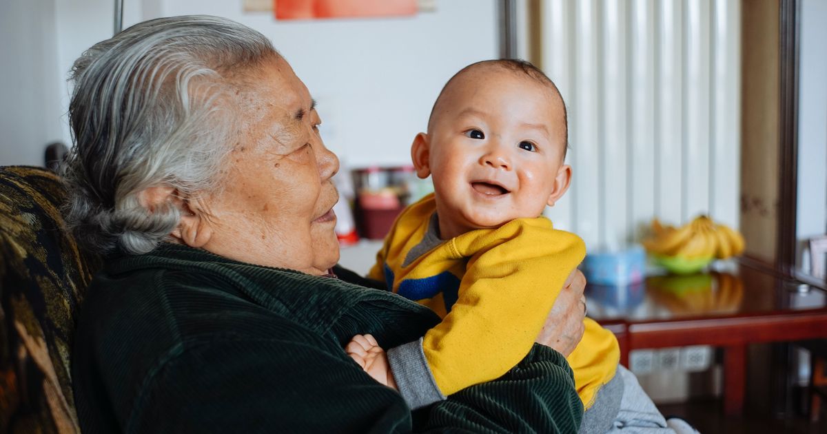 You are currently viewing Grandparents Are Getting Older, On Average. Here’s Why That Matters.